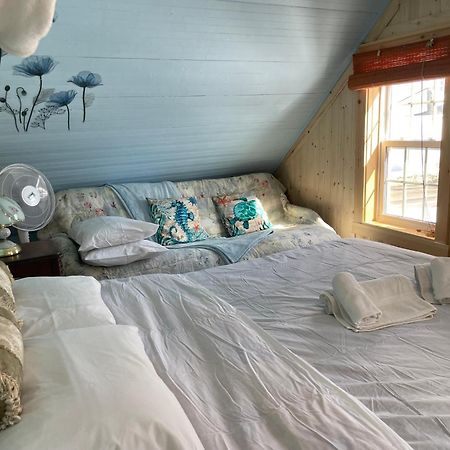 Gite La Belle Forillonne Chambre Bleu Ciel Gaspé Екстериор снимка